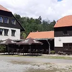 Kratochviluv Mlyn 3*